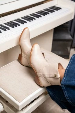 Minuit Sur Terre Centaur Vegan Leather Western Ankle Boots | Sand