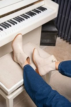 Minuit Sur Terre Centaur Vegan Leather Western Ankle Boots | Sand