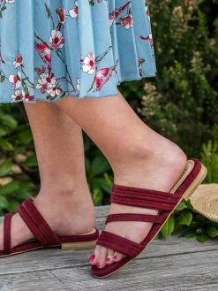 Minuit Sur Terre Shoes Cupabia Vegan Suede Slip On Sandals | Brick Red