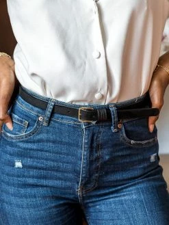 Minuit Sur Terre Elegie Apple Leather & Vegan Suede Belt | Black Accessories