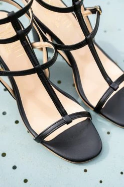Minuit Sur Terre Girolata Apple Leather Vegan Heeled Sandals | Black Shoes