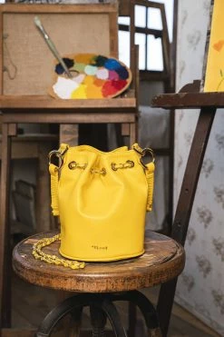 Minuit Sur Terre Bags Hera Vegan Leather Bucket Bag | Ochre
