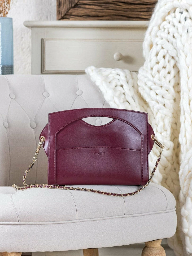 Minuit Sur Terre Leon Apple Leather Vegan Crossbody Handbag | Burgundy Bags 3 Minuit Sur Terre Leon Apple Leather Vegan Crossbody Handbag | Burgundy Bags
