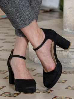 Minuit Sur Terre Luce Vegan Suede Block Heel Pumps | Black