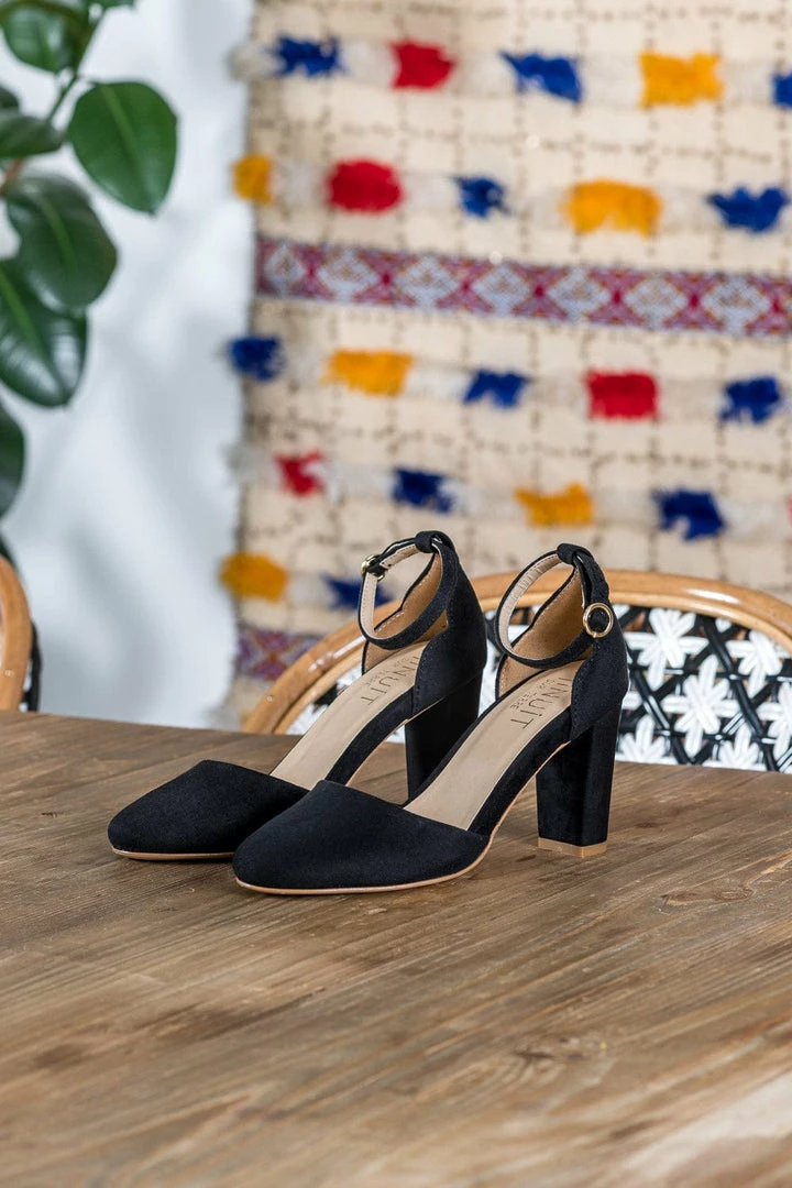 Minuit Sur Terre Bestsellers Madeira Vegan Suede Ankle Strap Pumps | Black 9 Minuit Sur Terre Bestsellers Madeira Vegan Suede Ankle Strap Pumps | Black