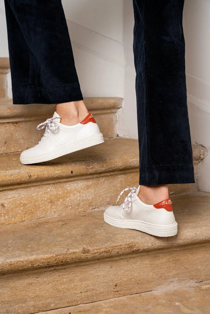 Minuit Sur Terre Mezzo Vegan Leather Unisex Trainers | Vanilla Brick 5 Minuit Sur Terre Mezzo Vegan Leather Unisex Trainers | Vanilla Brick