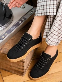 Minuit Sur Terre Mezzo Vegan Suede Unisex Trainers | Black Shoes