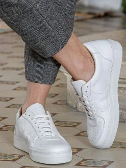 Minuit Sur Terre Montalcino Apple Leather Vegan Unisex Trainers | White Shoes