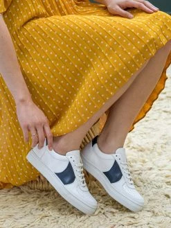 Minuit Sur Terre Shoes Montalcino Apple Leather Vegan Unisex Trainers | White & Blue