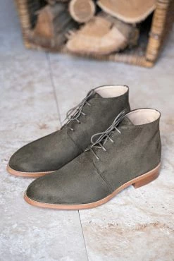 Minuit Sur Terre Oural Vegan Suede Boots | Khaki Shoes