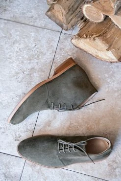 Minuit Sur Terre Oural Vegan Suede Boots | Khaki Shoes