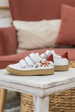 Minuit Sur Terre Pirouette Embroidered Vegan Leather Kids Trainers | Fox Coffee