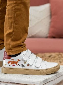 Minuit Sur Terre Pirouette Embroidered Vegan Leather Kids Trainers | Fox Coffee