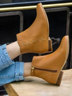 Minuit Sur Terre Siena Studded Vegan Leather Ankle Boots | Camel
