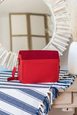 Minuit Sur Terre Stellan Apple Leather Vegan Crossbody Bag | Red Kiss Bags