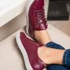 Minuit Sur Terre Virevolte Grape Leather Vegan Trainers | Burgundy