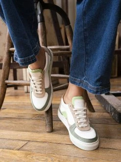 Minuit Sur Terre Shoes Aerobatics Eco-Friendly Vegan Trainers | Water Lily