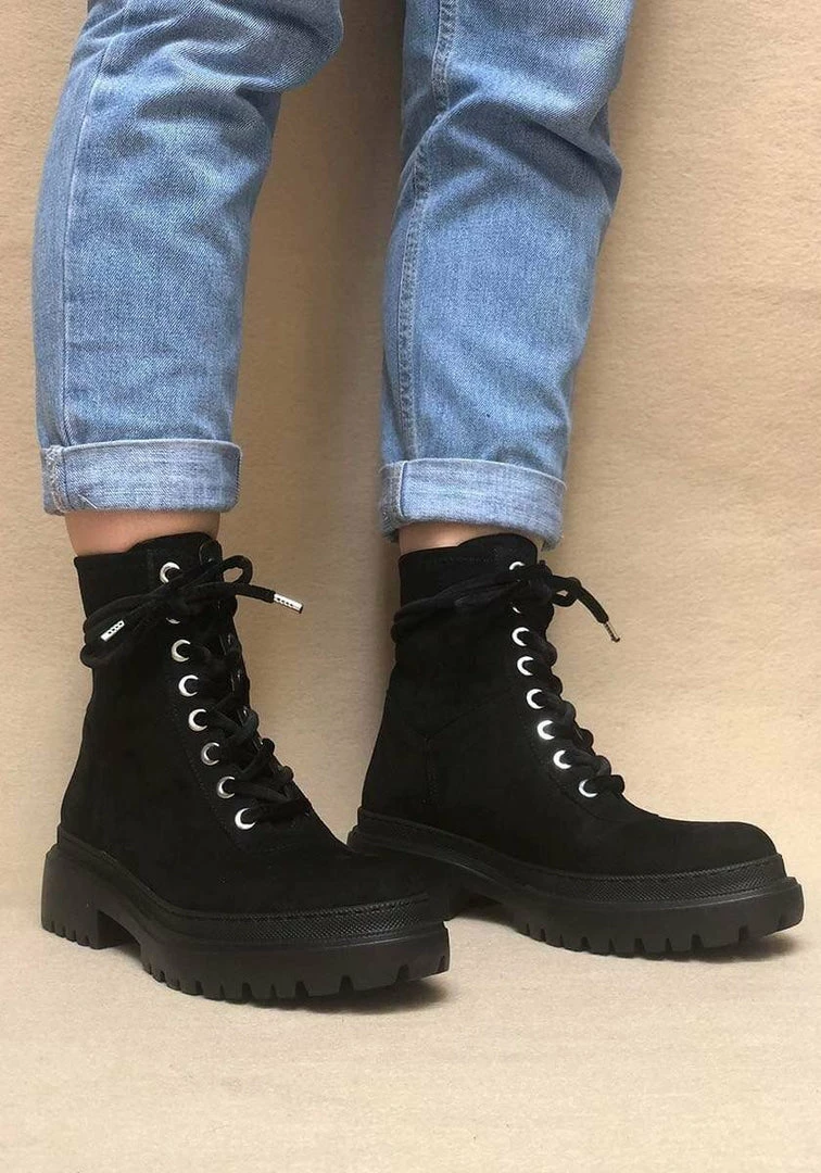 Mireia Playà Shoes Isolda Recycled Polyester Vegan Suede Lace-up Boots | Black 8 Mireia Playà Shoes Isolda Recycled Polyester Vegan Suede Lace-up Boots | Black