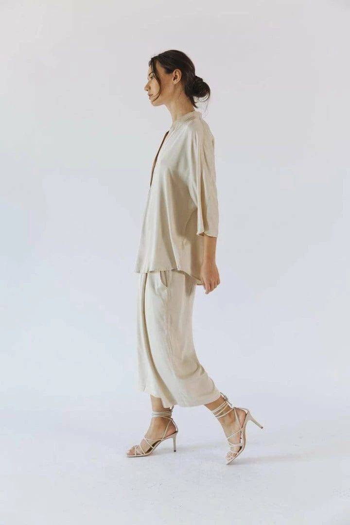 Neu Nomads Kerala TENCEL™ Modal 3/4 Sleeve V-Neck Blouse | Multiple Colours 6 Neu Nomads Kerala TENCEL™ Modal 3/4 Sleeve V-Neck Blouse | Multiple Colours