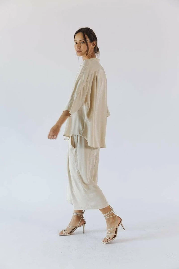 Neu Nomads Kerala TENCEL™ Modal 3/4 Sleeve V-Neck Blouse | Multiple Colours 7 Neu Nomads Kerala TENCEL™ Modal 3/4 Sleeve V-Neck Blouse | Multiple Colours