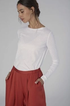 Neu Nomads Organic Cotton & SeaCell™ Long Sleeve Crewneck Tee | Multiple Colours Clothing