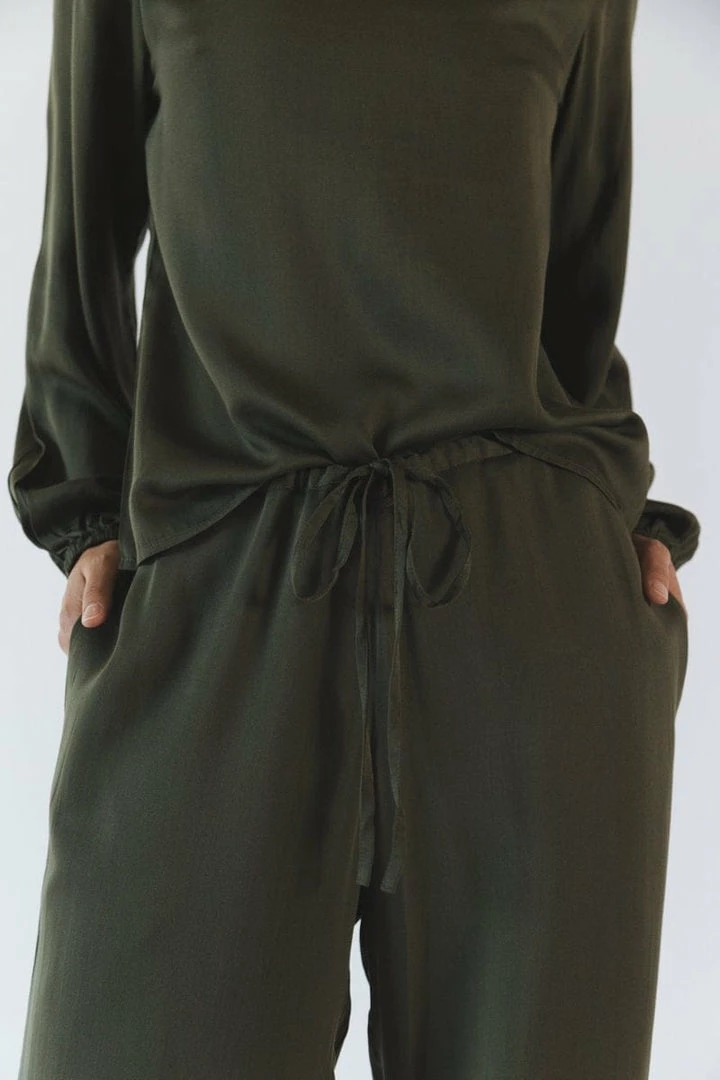 Neu Nomads Wide Leg TENCEL™ Vegan Silk Palazzo Trousers | Multiple Colours 26 Neu Nomads Wide Leg TENCEL™ Vegan Silk Palazzo Trousers | Multiple Colours