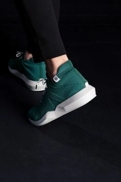 Norm 1L11-02 Recycled PET 3D-Knit Vegan Trainer | Nebula Green Shoes