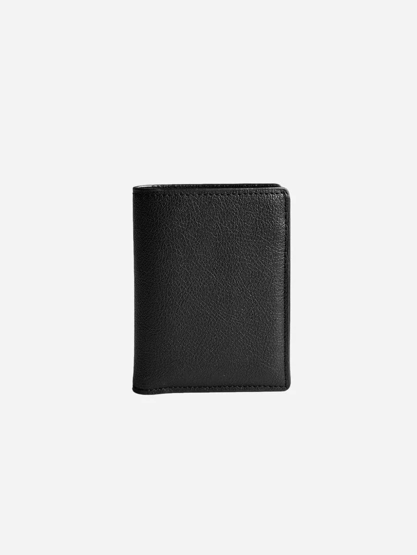 Oliver Co. London RFID Compact Apple Leather Vegan Note Wallet | Black Accessories 3 Oliver Co. London RFID Compact Apple Leather Vegan Note Wallet | Black Accessories