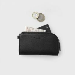 Oliver Co. London Zipped Apple Leather Vegan Pouch | Black Accessories
