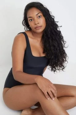 Ozero Swimwear Baikal ECONYL® One Piece Swimsuit | Black Clothing 12 Ozero Swimwear Baikal ECONYL® One Piece Swimsuit | Black Clothing