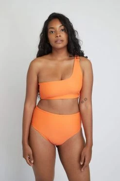 Ozero Swimwear Ladoga ECONYL® Asymmetric Bikini Top | Papaya