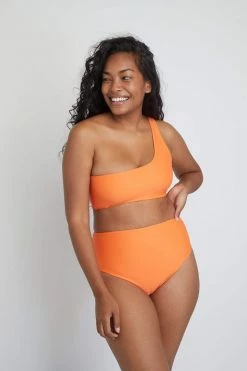 Ozero Swimwear Ladoga ECONYL® Asymmetric Bikini Top | Papaya