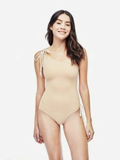 Ozero Swimwear Rotorua ECONYL® Asymmetric One Piece Swimsuit | Reversible Dusty Coral/Beige 8 Ozero Swimwear Rotorua ECONYL® Asymmetric One Piece Swimsuit | Reversible Dusty Coral/Beige