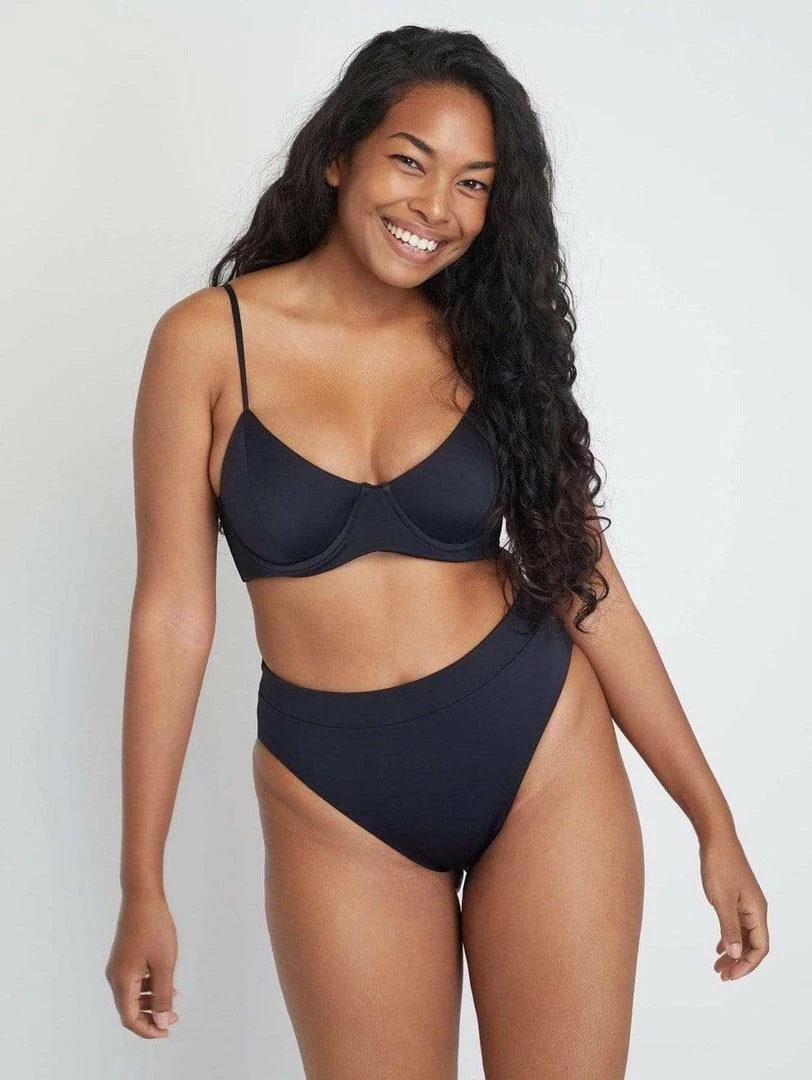 Ozero Swimwear Valday ECONYL® High Waisted Bikini Bottom | Black Clothing 3 Ozero Swimwear Valday ECONYL® High Waisted Bikini Bottom | Black Clothing