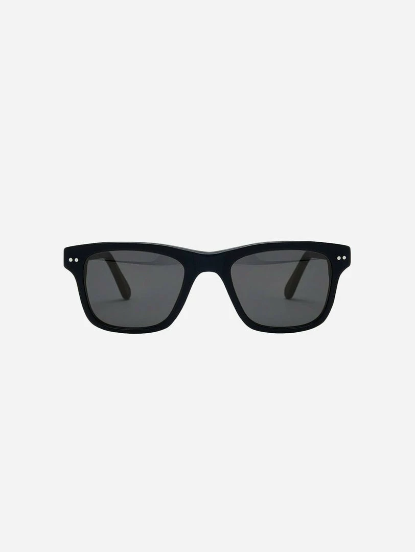 Pala Karibu Bio-acetate Eco-friendly Sunglasses | Black Polarised Accessories 3 Pala Karibu Bio-acetate Eco-friendly Sunglasses | Black Polarised Accessories