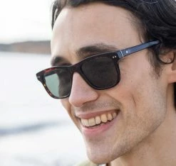 Pala Accessories Karibu Bio-acetate Eco-friendly Sunglasses | Havana Polarised