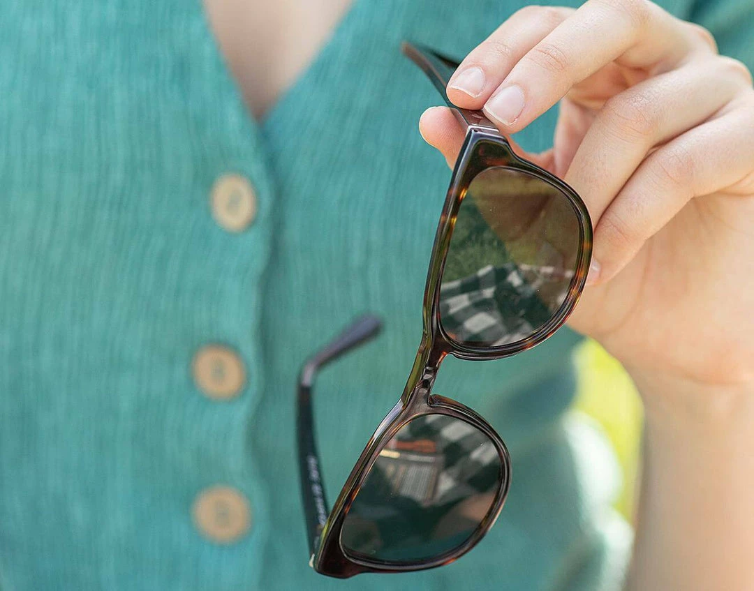 Pala Nyota Bio-acetate Eco-friendly Sunglasses | Havana Accessories 5 Pala Nyota Bio-acetate Eco-friendly Sunglasses | Havana Accessories