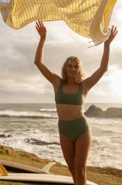 SEPTEMBER Alice ECONYL® Reversible High Waisted Bikini Bottom | Army Green/Forest Green 17 SEPTEMBER Alice ECONYL® Reversible High Waisted Bikini Bottom | Army Green/Forest Green