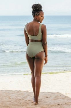 SEPTEMBER Alice ECONYL® Reversible High Waisted Bikini Bottom | Army Green/Forest Green 19 SEPTEMBER Alice ECONYL® Reversible High Waisted Bikini Bottom | Army Green/Forest Green