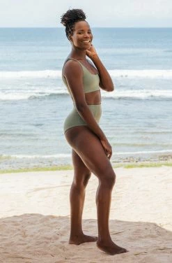 SEPTEMBER Alice ECONYL® Reversible High Waisted Bikini Bottom | Army Green/Forest Green 20 SEPTEMBER Alice ECONYL® Reversible High Waisted Bikini Bottom | Army Green/Forest Green