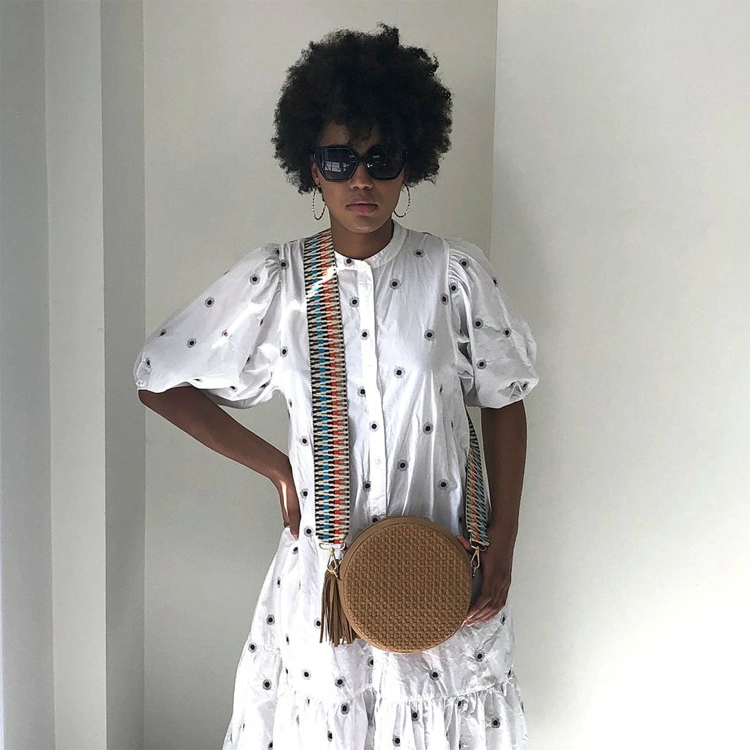 Stelar Membawa Cotton Jacquard Vegan Crossbody Strap | Turquoise & Coral Crossbody Bags 4 Stelar Membawa Cotton Jacquard Vegan Crossbody Strap | Turquoise & Coral Crossbody Bags