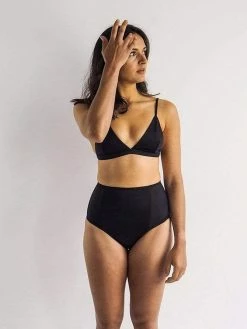 Sūndar Swim Clothing The Mississippi ECONYL® Reversible Bikini Bottom | Multiple Colours 31 Sūndar Swim Clothing The Mississippi ECONYL® Reversible Bikini Bottom | Multiple Colours