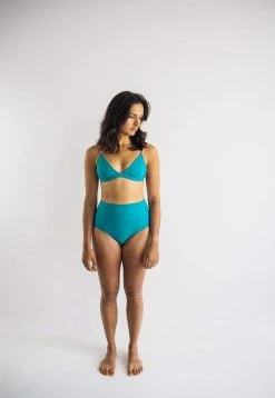 Sūndar Swim Clothing The Mississippi ECONYL® Reversible Bikini Bottom | Multiple Colours 44 Sūndar Swim Clothing The Mississippi ECONYL® Reversible Bikini Bottom | Multiple Colours