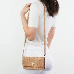 Svala Sara Cork Vegan Chain Wallet Purse | Gold Speckled Bags