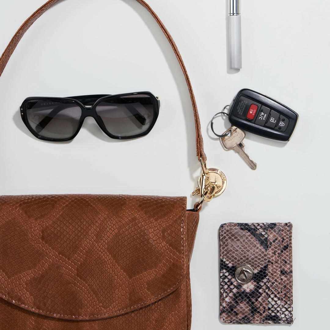 Svala Tashi Vegan Leather Shoulder & Crossbody Bag | Caramel Bags 10 Svala Tashi Vegan Leather Shoulder & Crossbody Bag | Caramel Bags