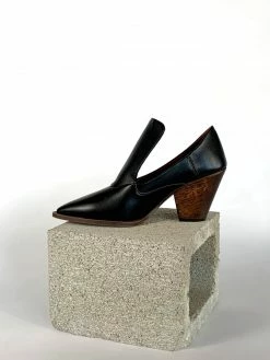 Taylor + Thomas Shoes Marianne Vegan Leather Court Shoe | Black