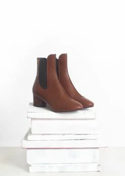 Taylor + Thomas Patti Vegan Leather Chelsea Boot | Saddle Shoes