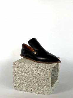 Taylor + Thomas Shoes Tally Vegan Leather Babouche Shoe | Black