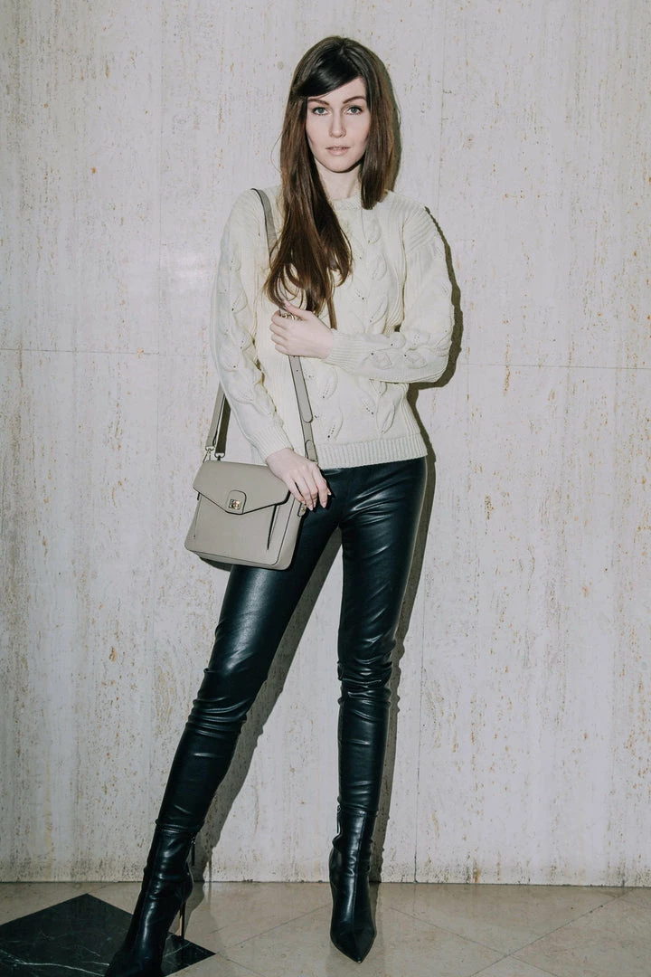 Thalie Bags Faustine Desserto® Cactus Leather Vegan Crossbody Bag | Beige 8 Thalie Bags Faustine Desserto® Cactus Leather Vegan Crossbody Bag | Beige