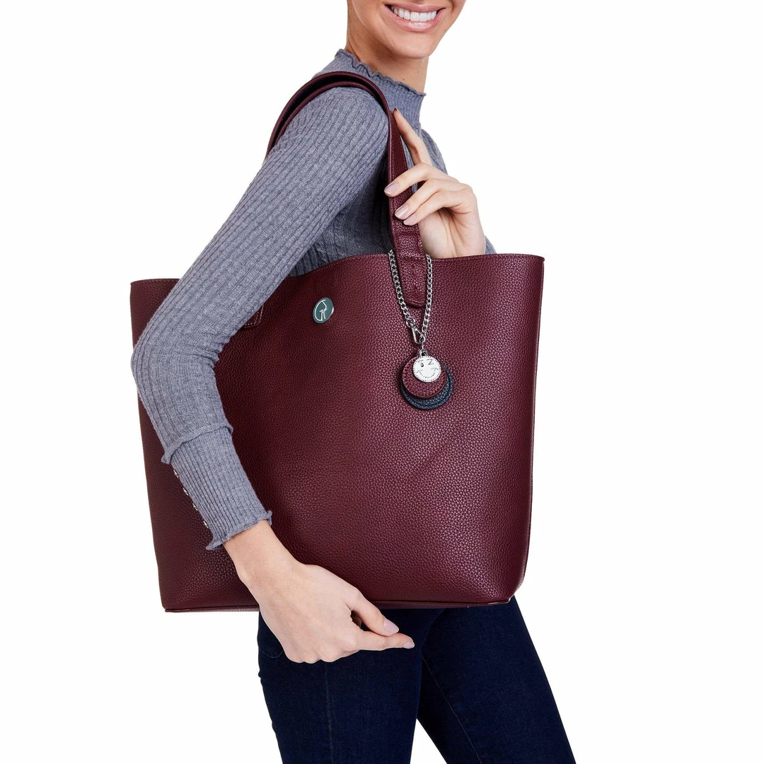 The Morphbag By GSK 3 Vegan Leather Bags In 1 | Navy & Burgundy 8 The Morphbag By GSK 3 Vegan Leather Bags In 1 | Navy & Burgundy